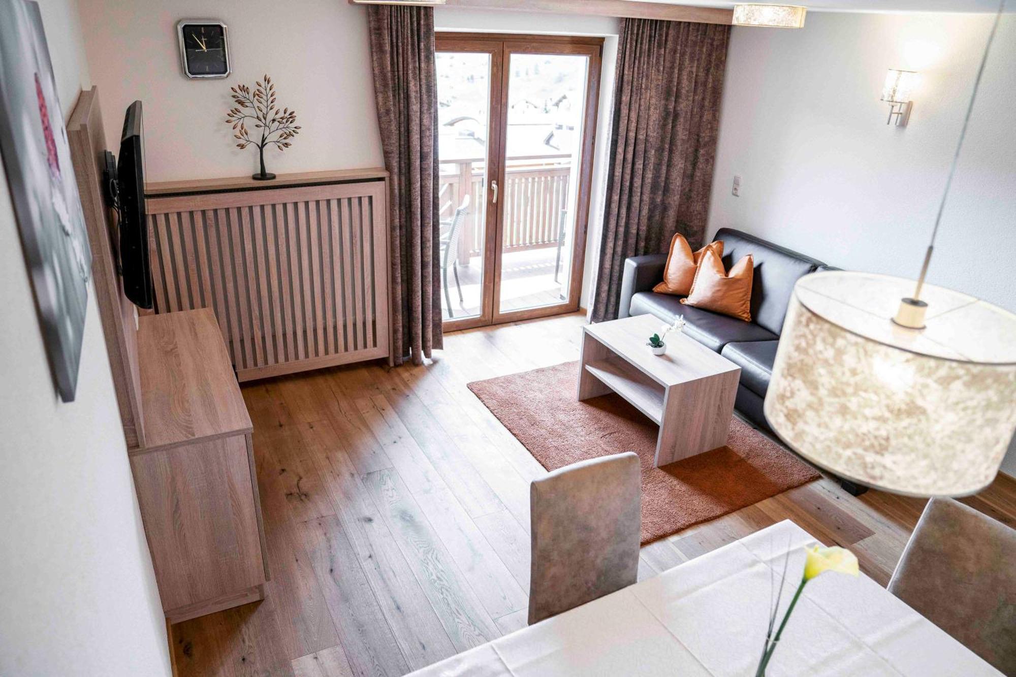 Hotel Montana Fiss Extérieur photo